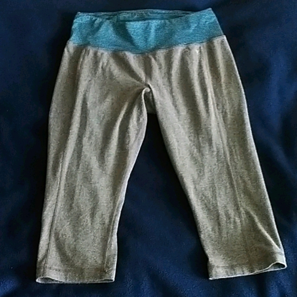 Danskin Now Athletic Capris